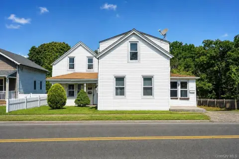 Triplex Property With Driveway