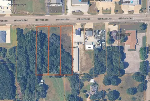 Commercial Lot in High Traffic