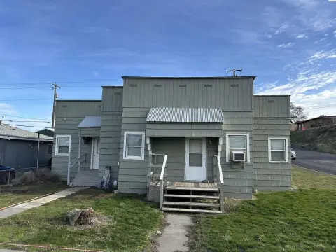 Connell Duplex: Investment Opportunity