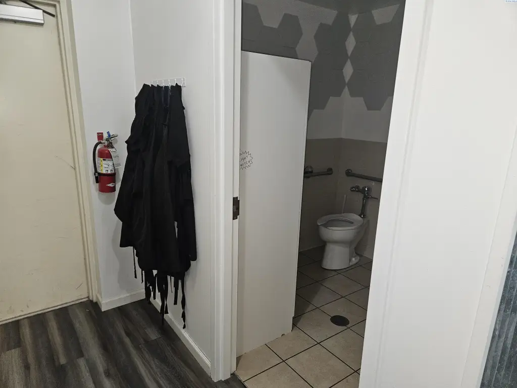 Picture 9