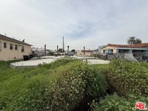 Land in South Los Angeles