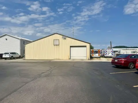 Flex Headquarters with Pull-Through Garage