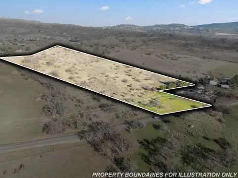 Medford Land with Valley Views