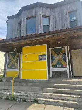 Mixed-Use Bar and Restaurant Property