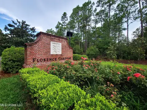 Prime Lot in Florence Gardens