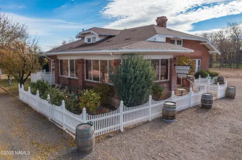 Historic Cottonwood Commercial Opportunity