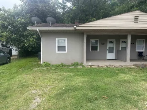 Updated Duplex Near Downtown