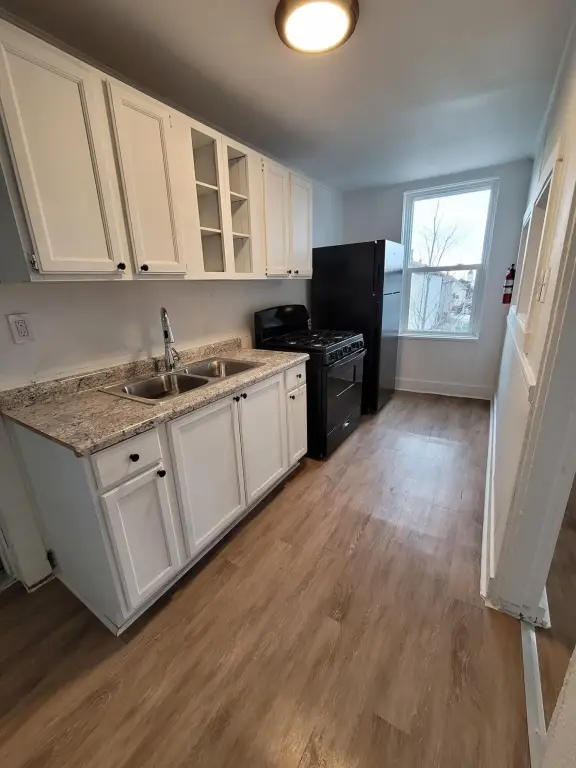 Picture 10