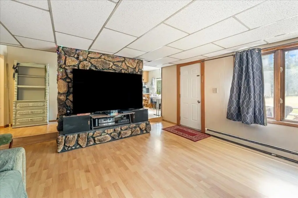 Picture 3