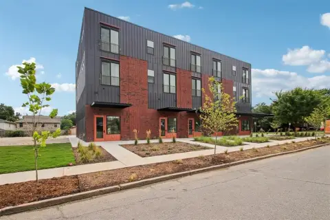 Prime Retail/Office Space Available