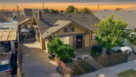 Duplex in Prime Los Angeles Location