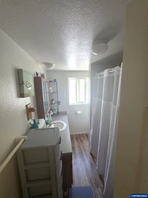 Picture 16