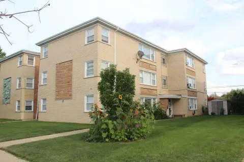 Multifamily in Chicago's Dunning Neighborhood