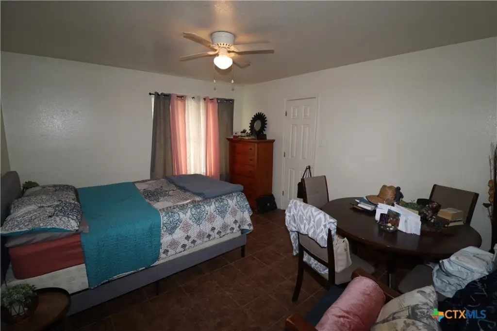 Picture 18