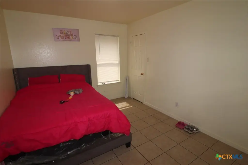 Picture 7