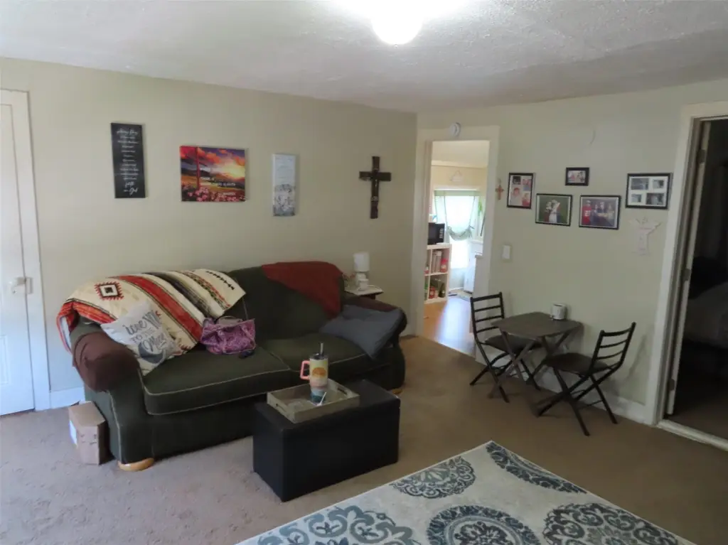 Picture 12