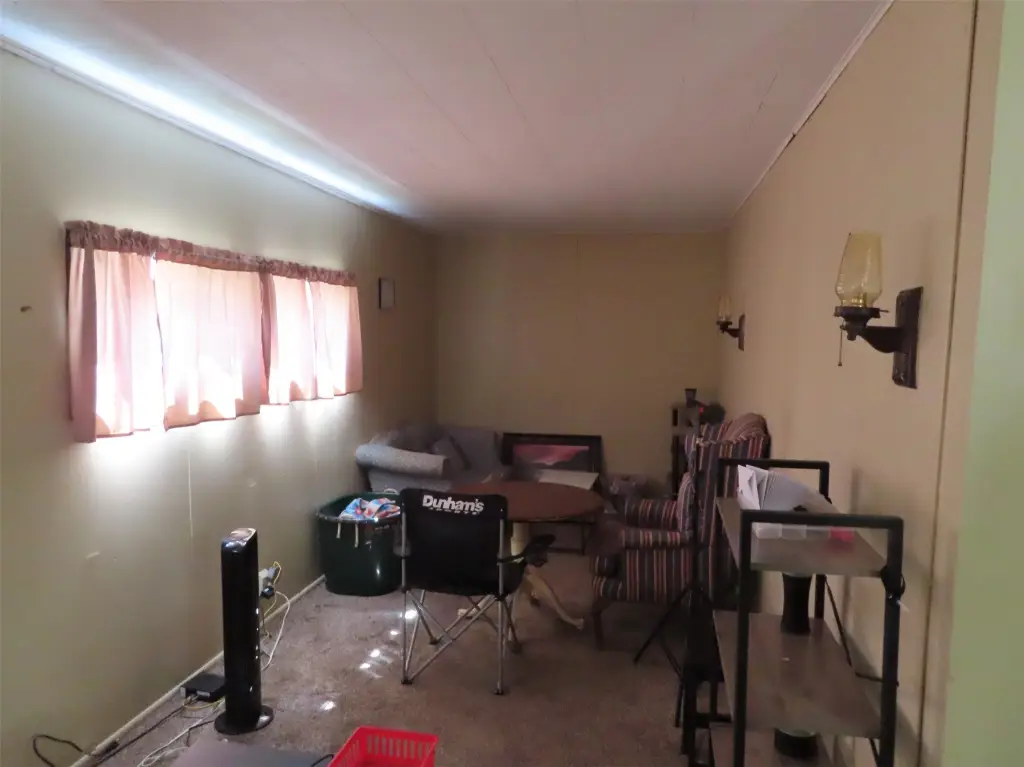 Picture 19