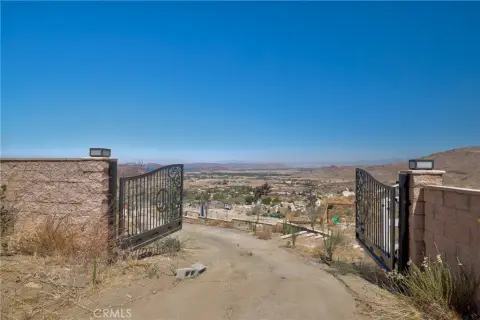 Hemet Land with Panoramic Views