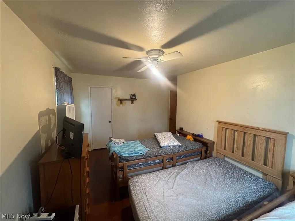 Picture 18