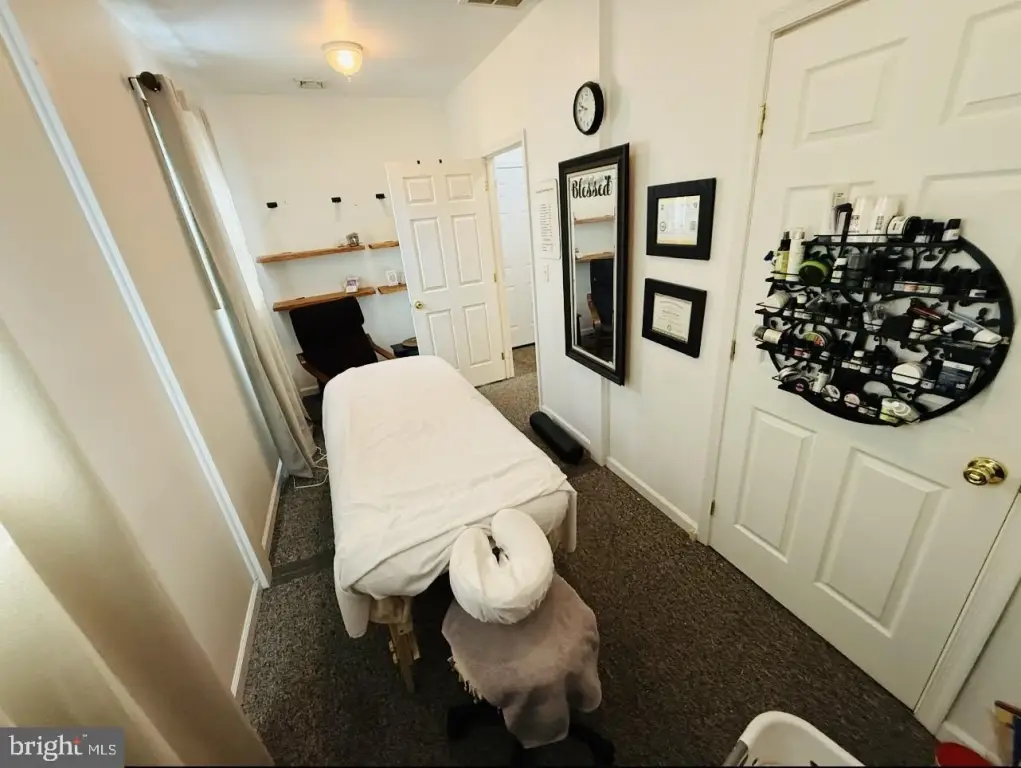Picture 7