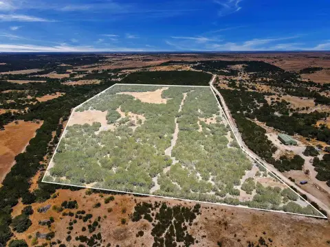Burnet Farm with Hill Country Views