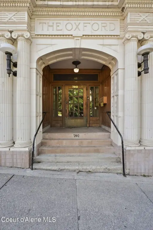Picture 4