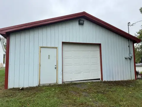 Metal Shop Building For Sale