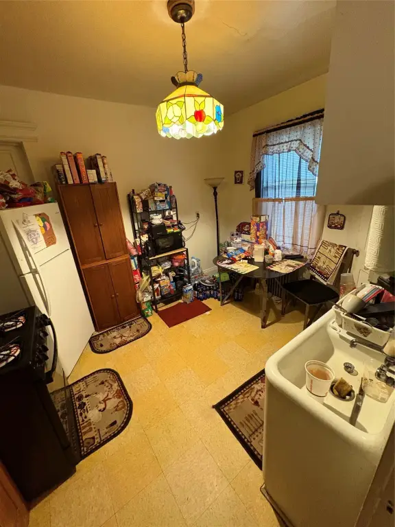 Picture 12