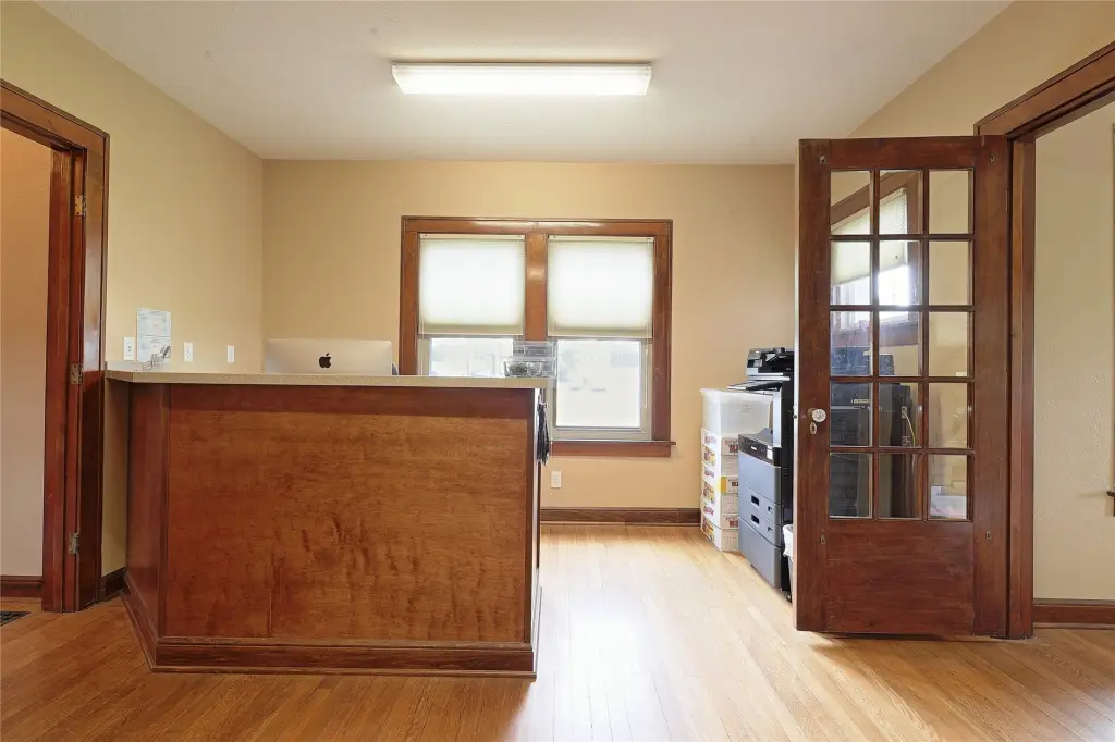 Picture 9