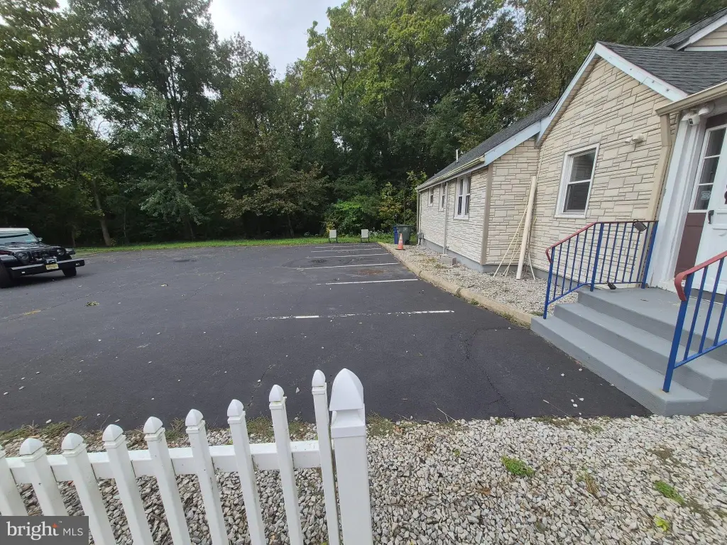 Picture 12