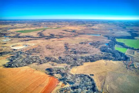 Versatile Oklahoma Land Parcel