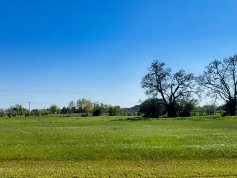 Residential Land in Iola, TX