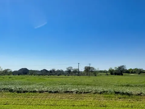 Land in Iola, Texas