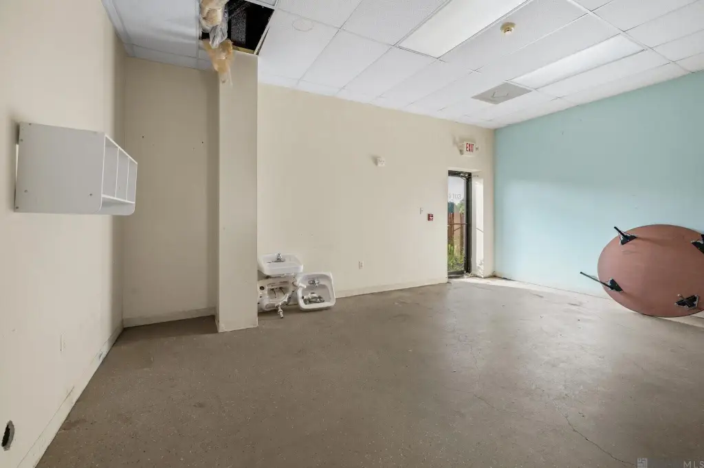 Picture 23