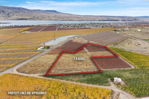 7.9 Acres in Desert Aire