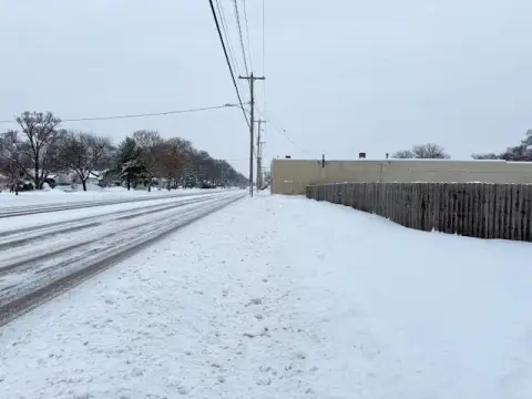 Commercial Land on Laketon Avenue