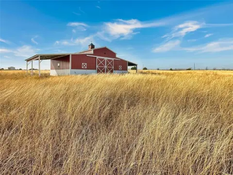 5-Acre Corner Lot in Collin