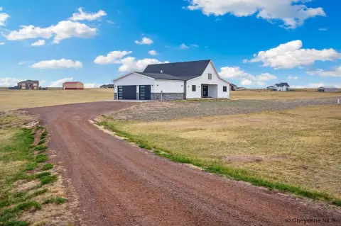 Cheyenne Ranch with Modern Farmhouse