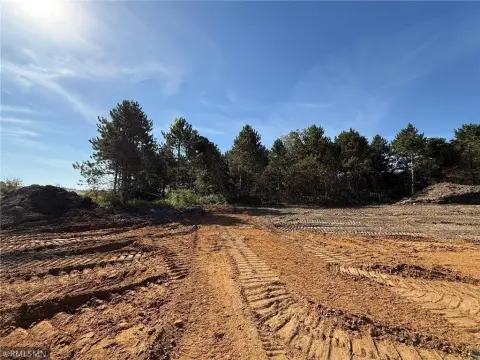 Residential Land in Warren Twp