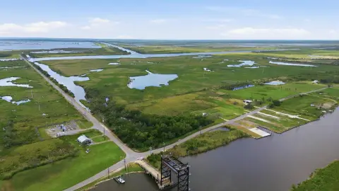Waterfront Land with Bayou Frontage
