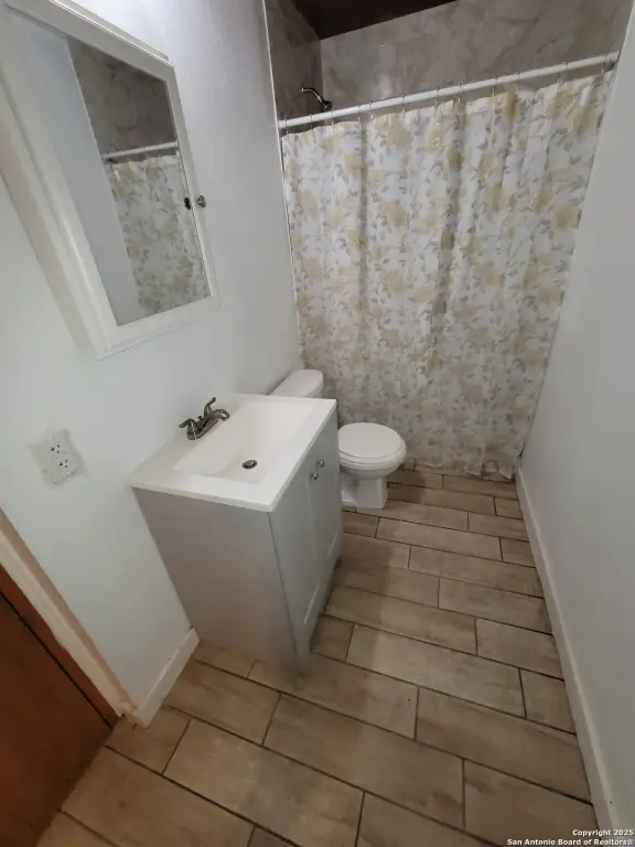 Picture 3