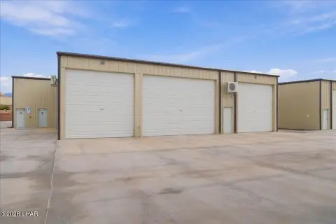 Oversized Self-Storage Unit