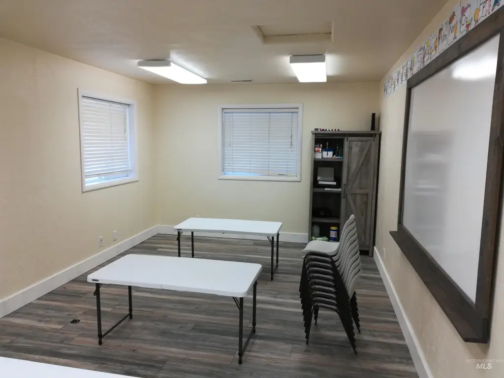 Picture 5