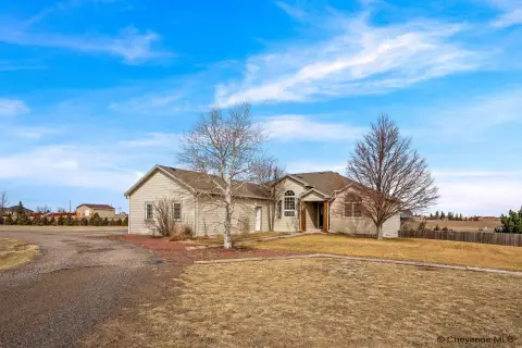 Cheyenne Ranch Home on Acreage
