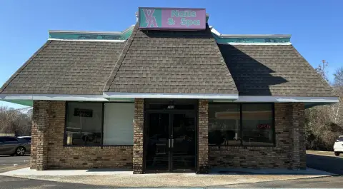 Turnkey Nail Spa on Highway
