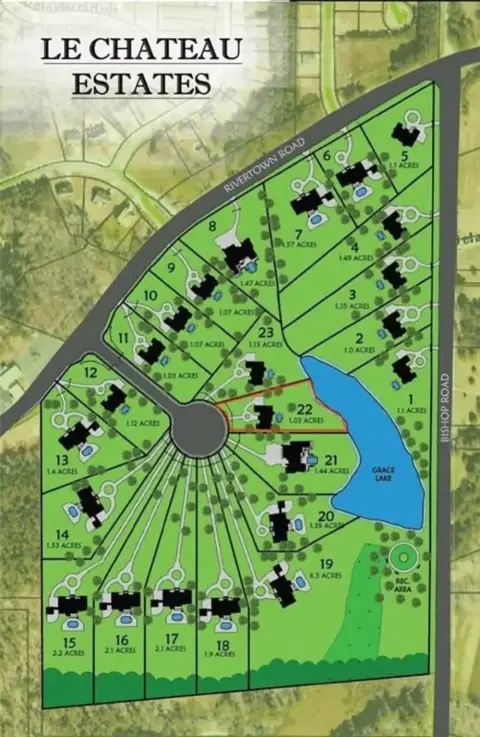 Estate Lot in Le Chateau