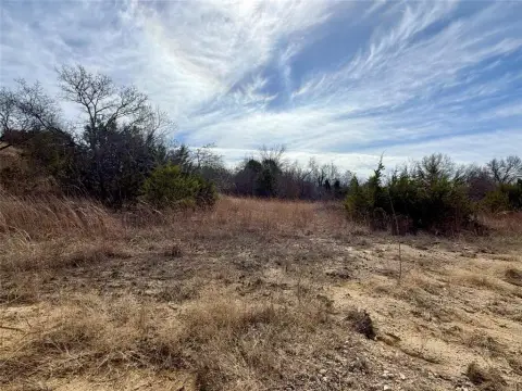 Residential Land in Windmill Creeks