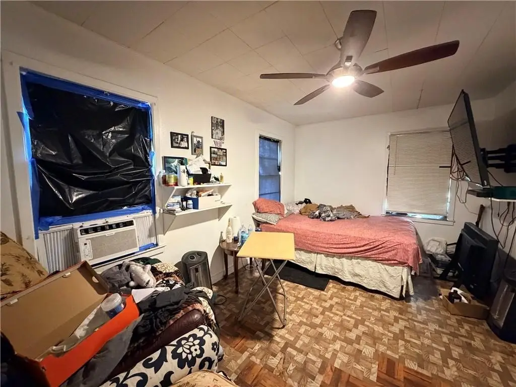 Picture 11