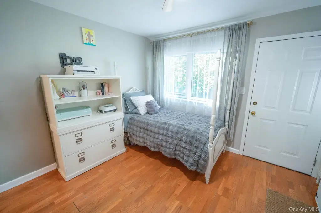 Picture 9