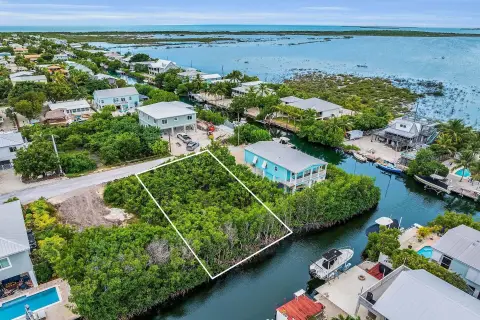 Ramrod Key Canalfront Vacant Land